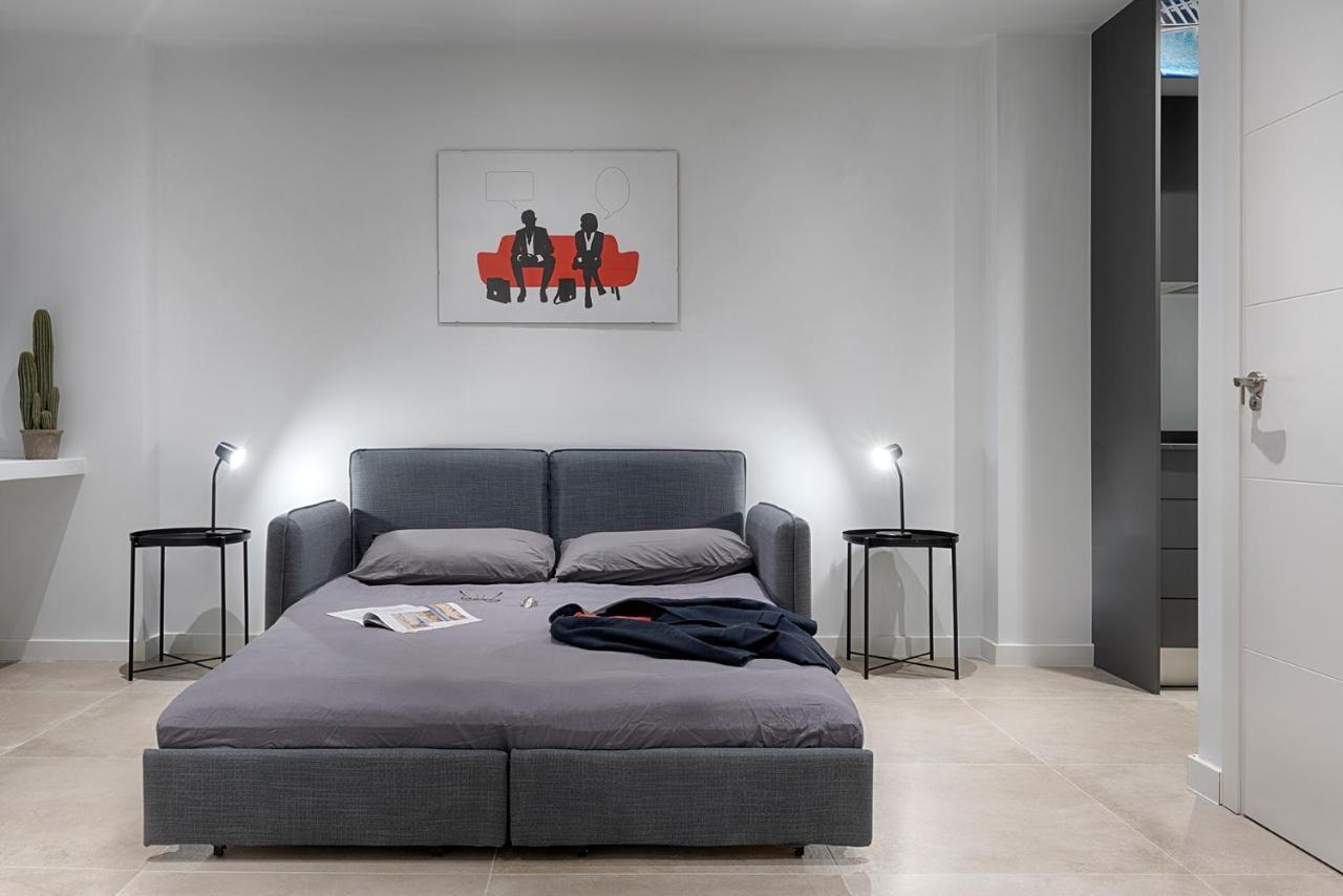 Studio Office Reina 7 Valencia Luaran gambar