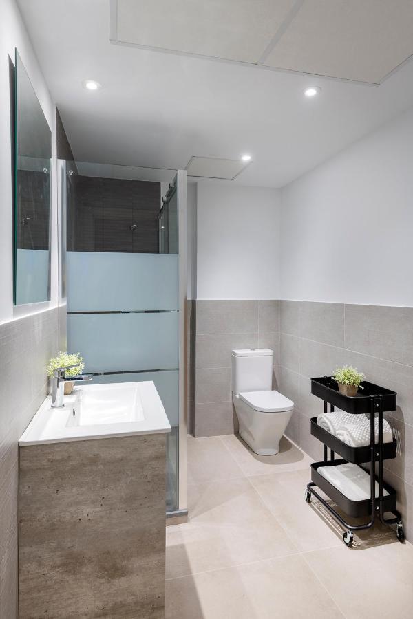 Studio Office Reina 7 Valencia Luaran gambar