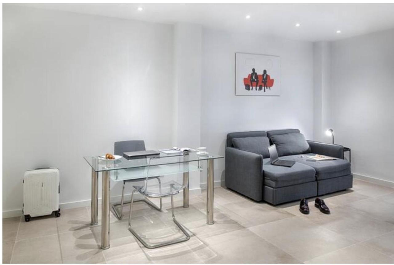 Studio Office Reina 7 Valencia Luaran gambar