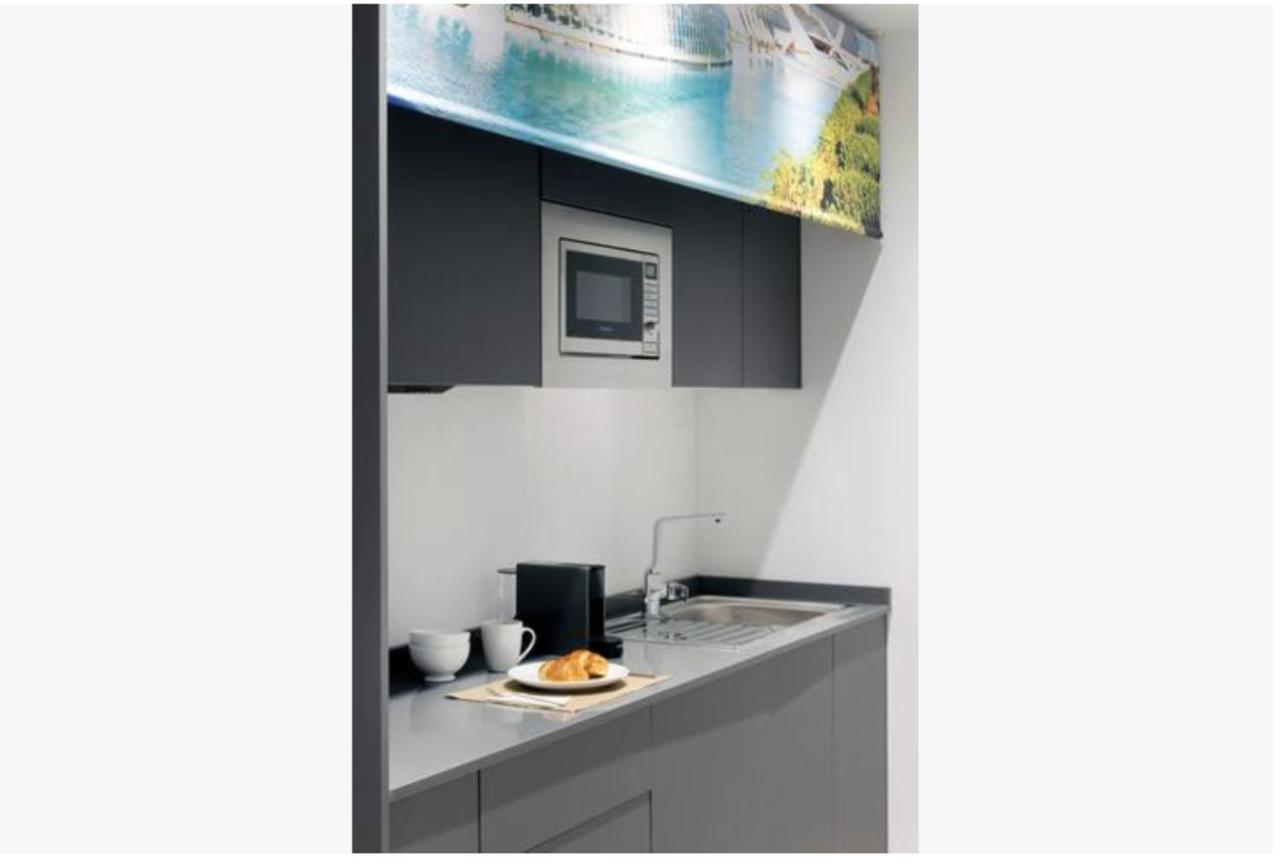Studio Office Reina 7 Valencia Luaran gambar