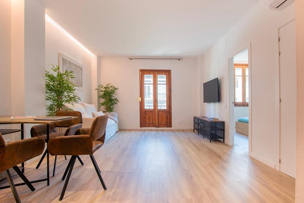Studio Office Reina 7 Valencia Luaran gambar